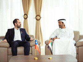 بن طوق ونظيره التشيلي يبحثان  تعزيز التعاون في كافة مجالات 