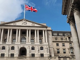 بعد ارتفاع معدل التضخم بنك انجلترا يريد التصرف بحذر