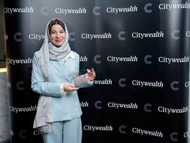 رجاء المزروعي تنال جائزة  سيتي ويلث باور وومن العالمية