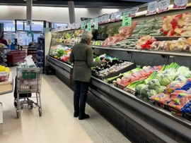 خرب الرسوم تتوسع والصين تفرض رسوم على المنتجات الغذائية الكندية