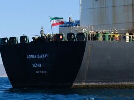 العقوبات على الشركات والناقلات تحد من تدفق النفط الايراني للصين