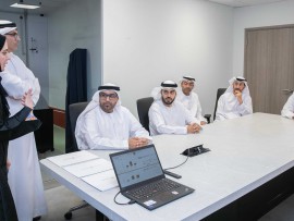 بن طوق يزور مركز "إنستا بلوك"  ويطلع على احدث التقنيات الرقمية 