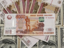  انطلاق المفاوضات لحل مشكلة  الحرب ترفع الروبل الروسي 