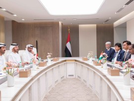 الإمارات والهند تبحثان تعزيز  فرص التعاون اقتصادياً وصناعياً