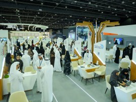  الموارد البشرية لحكومة دبي تختتم  مشاركتها في معرض رؤية للوظائف 