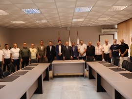 دبوسي يبحث مع بلدية طرابلس  والفعاليات الاقتصادية أزمة المرفأ
