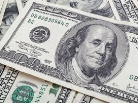  الدولار يستقر في نطاق ضيق  ترقباً لبيانات أميركية حاسمة