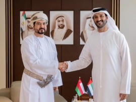 الإمارات وعُمان تناقشان الفرص  في قطاعات الخدمات اللوجستية 
