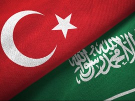 تركيا والسعودية توقعان اتفاقا  لإحياء "خط الحجاز" الحديدية
